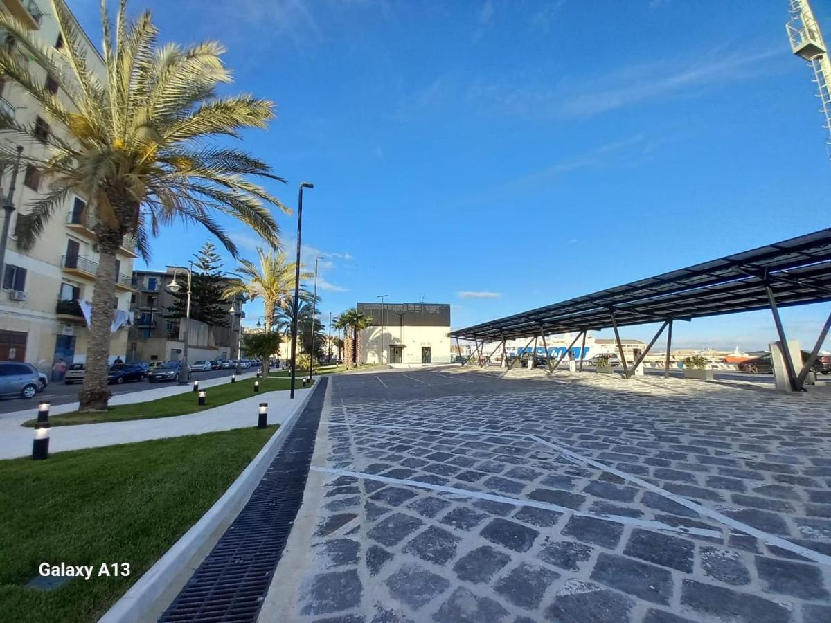 Casa Vacanza Nonna Nena Porto Empedocle Eksteriør bilde